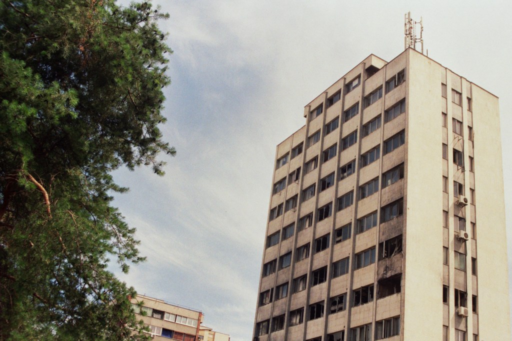 Bosnia. Tuzla. Zgrada Vlade. © trashbus, 2016