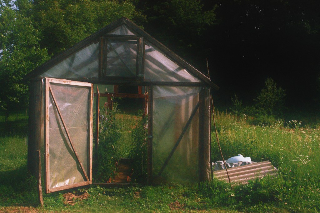 Bosnia. Lipnica. Greenhouse. © trashbus, 2016