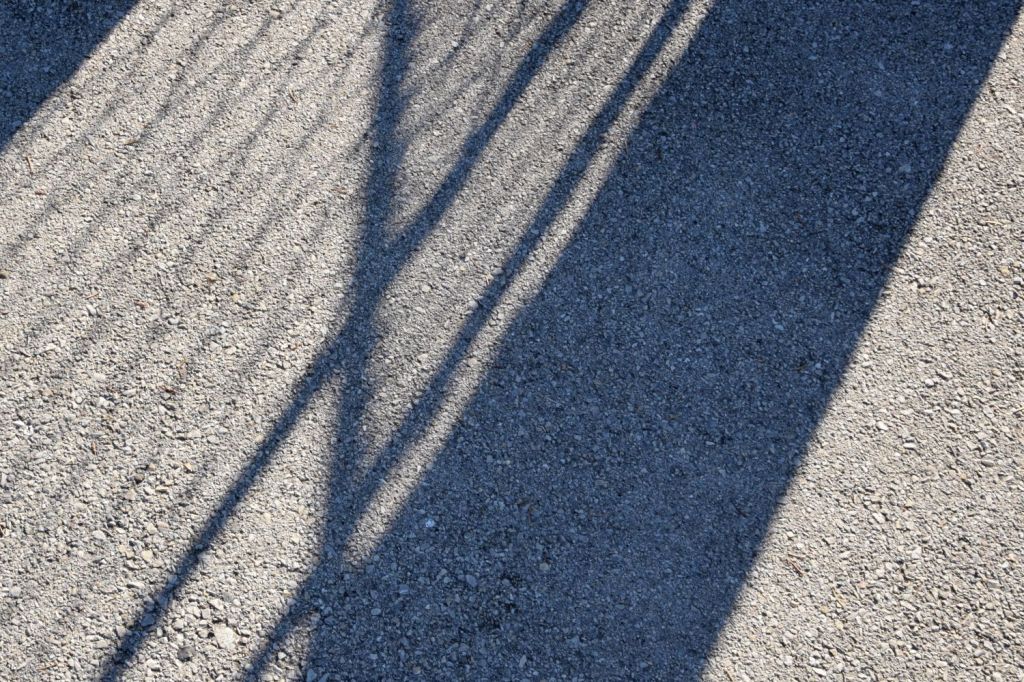 Driveway. Comprehending Patterns of Home. Velika Gorica, Croatia. 2017. © Trashbus ǀ Renata Britvec