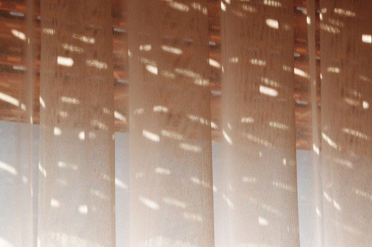 Roller Blind & Curtains. Comprehending Patterns of Home. Velika Gorica, Croatia. 2017. © Trashbus ǀ Renata Britvec