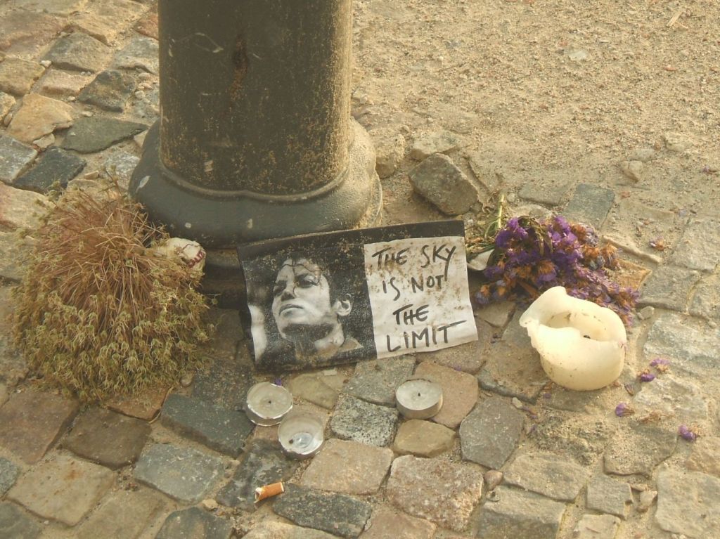 Memorial Site. Summer is a Ghost from the Past. Berlin, Germany. 2009. © Trashbus ǀ Renata Britvec