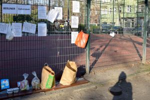 Berlin Donation Fence. Left Behind. Berlin, 2020. © Trashbus ǀ Renata Britvec